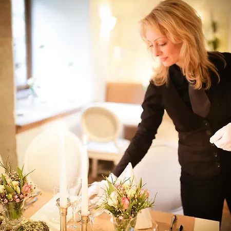 Отель Schloss 4*